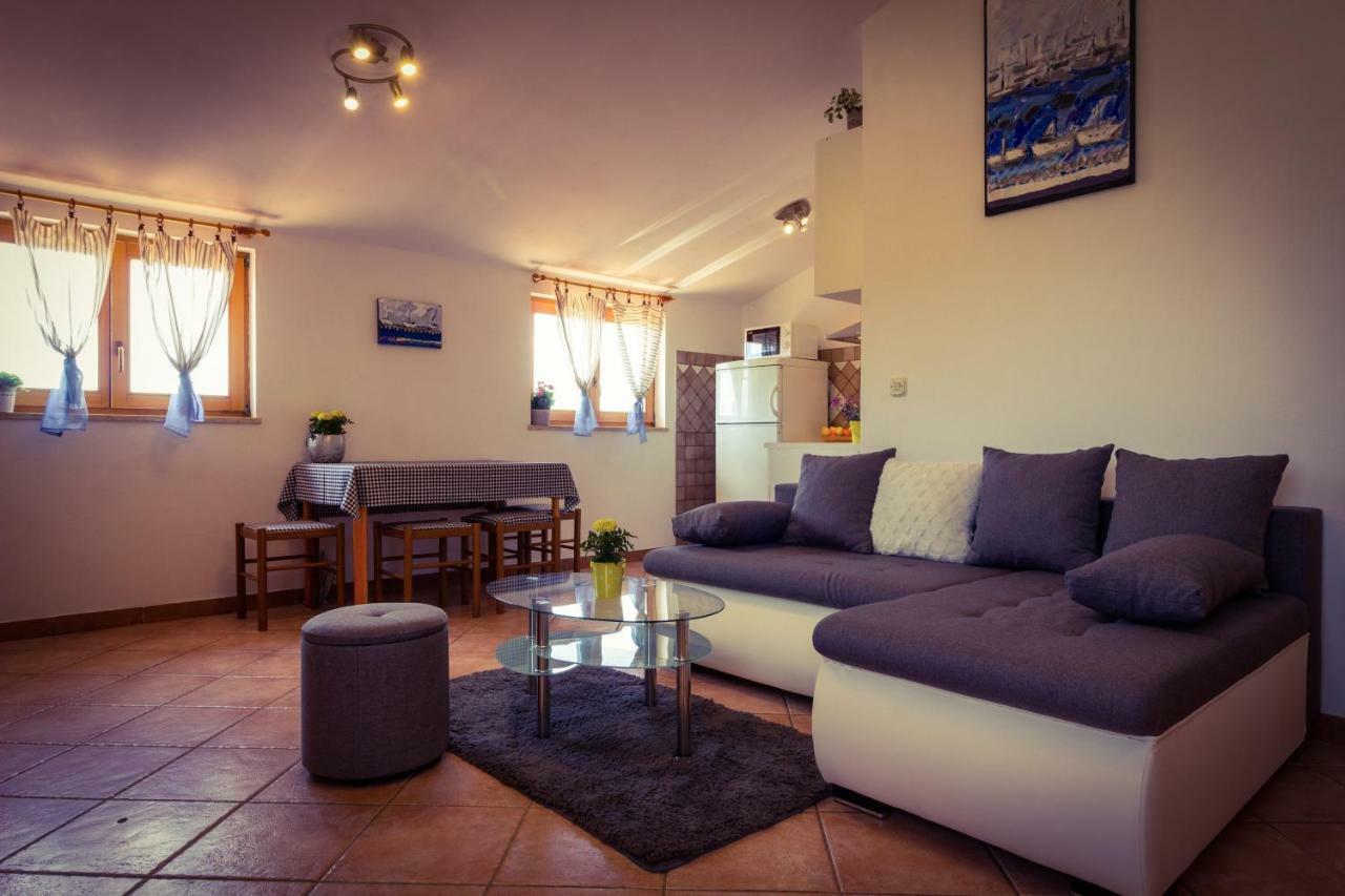 Apartment Helena Pula Ngoại thất bức ảnh